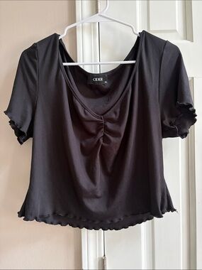 Cider Black Ribbed Ruched Scoop Short Sleeve Tee